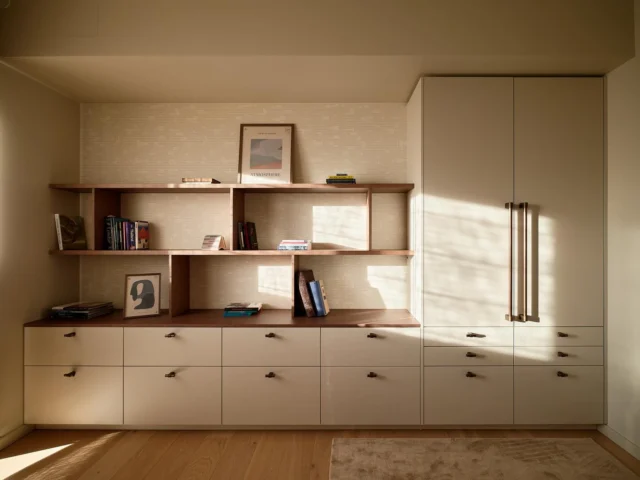 Kalaranna Home 🩵

No.10 | Pic @karrrlk 

Furniture | @arhainteriors 
Kitchen and wardrobes | @schmidt.estonia

_______//_______________________
#estonianhome #interiordesign #sisearhitektuur #turnkeyprojects #sisekujundaja eestikodu beautifulhomes sisearhitekt homedesign interiorandhome furniture homeinspofurnituredesign interiorarchitectureinterior123 kodu sisekujundus eritellimusmööbel interjöör sisustus kodukujundus moderninterior interiordesigner interior interior_and_living